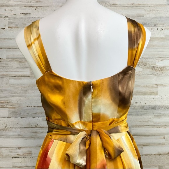 Suzi Chin by Maggy Boutique Silk Dress Womens Size 12 Gold Red Print Tie Waist - Picture 10 of 13